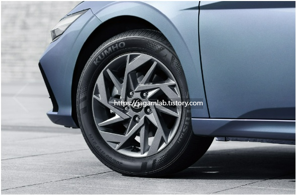2026 아반떼 하이브리드 16인치 휠 디자인