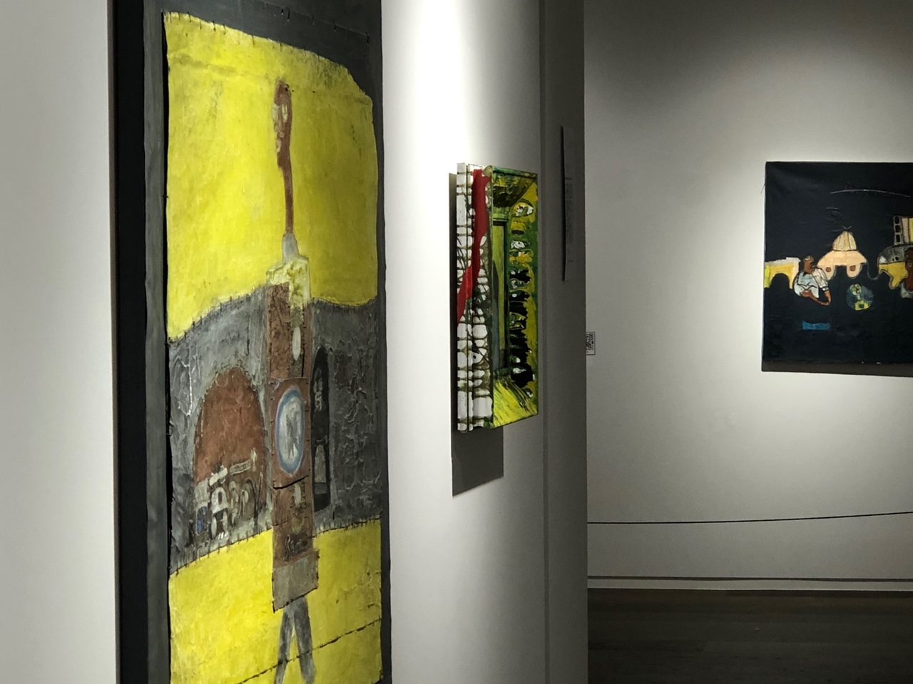 아트스페이스-선-갤러리-내부-그림들