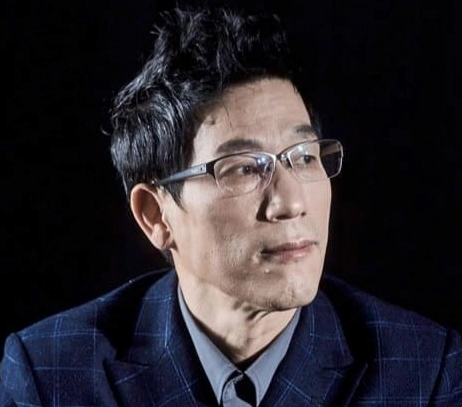 진중권 프로필 나이 고향 학력 교수 경력