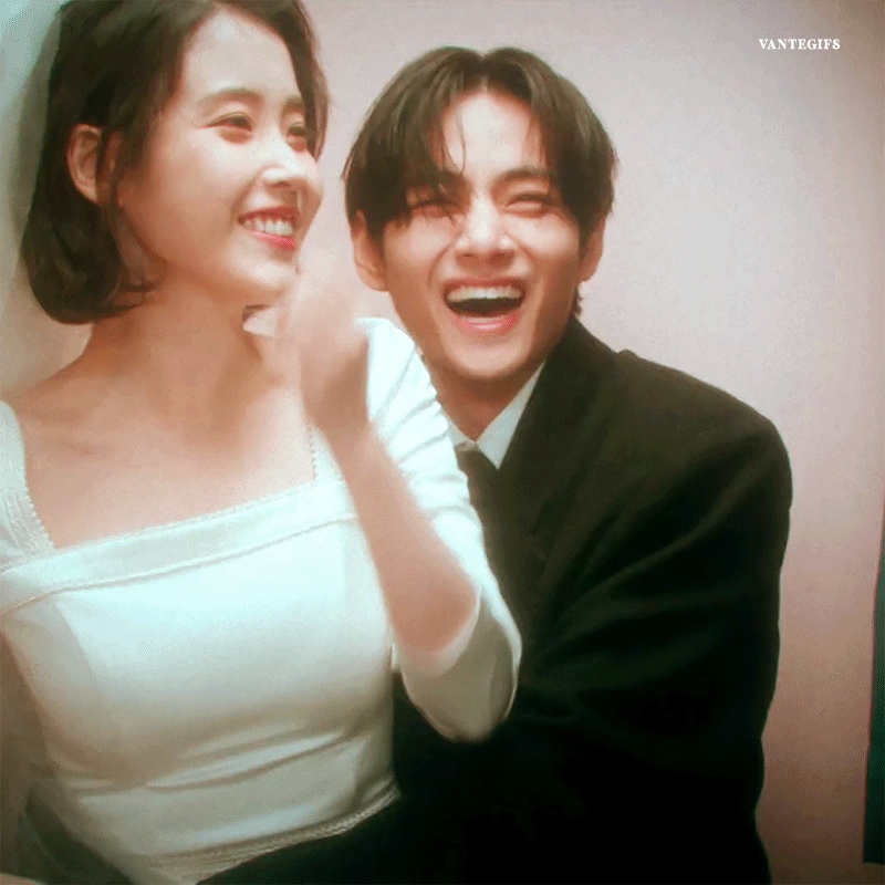 아이유뷔사진1