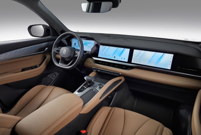 르노 그랑 클레오스 실내