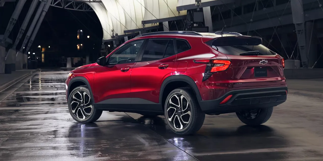 쉐보레 트랙스 크로스오버 이미지