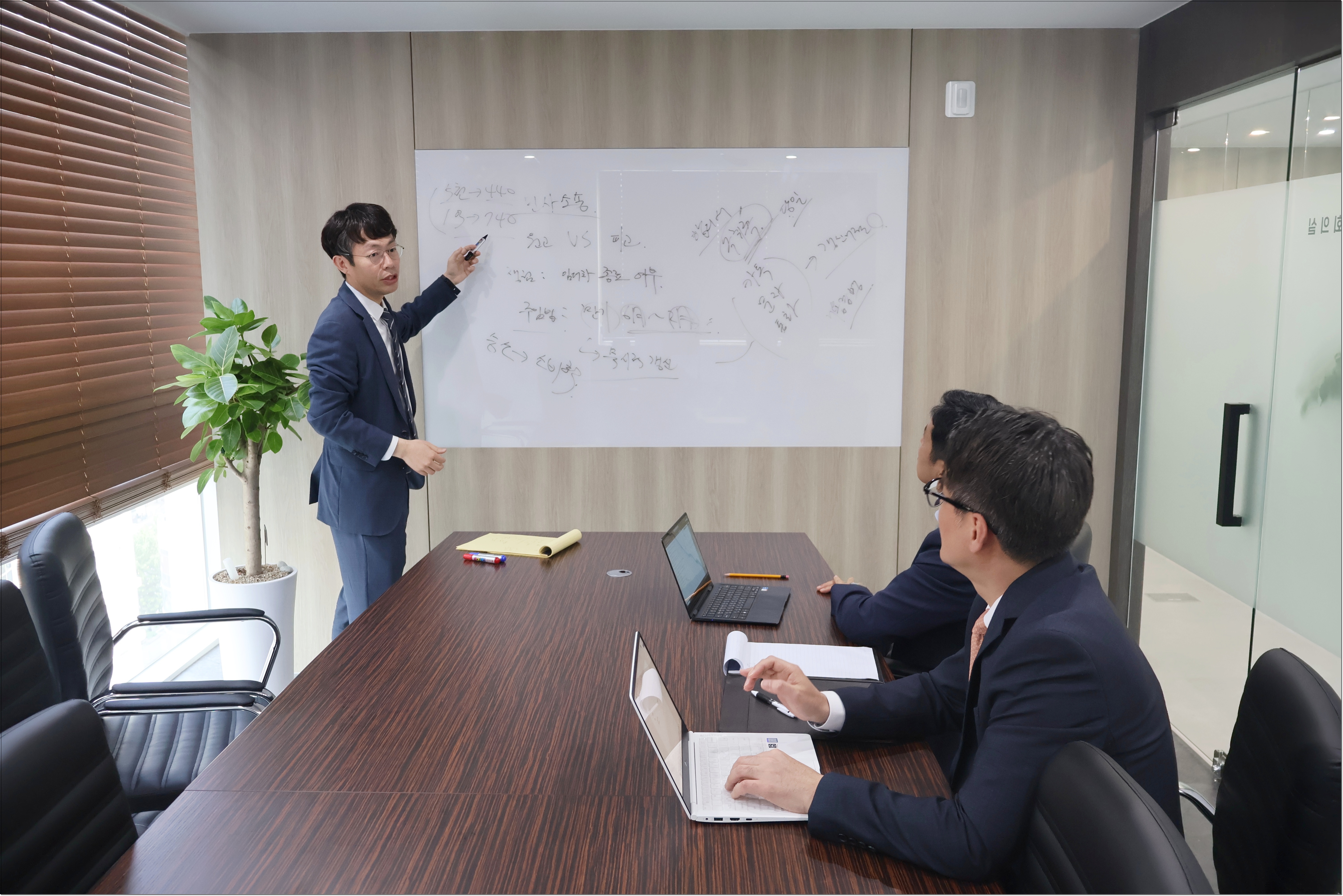 부사관이혼,부사관이혼소송,이혼소송변호사,이혼변호사,오대호변호사