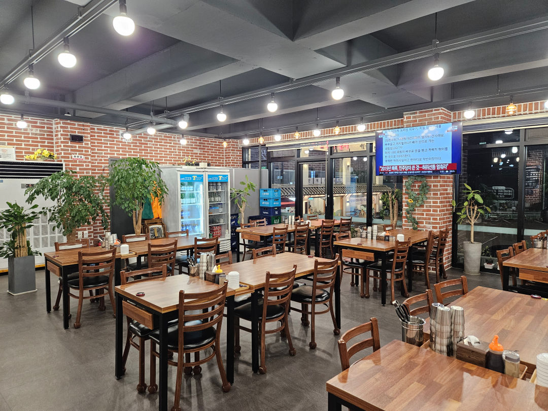 융건릉 한우 소머리 곰탕 내부