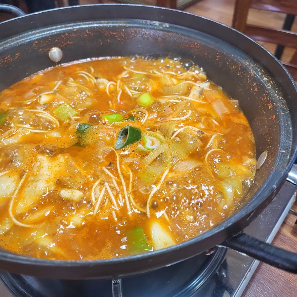 육교추어탕 고추장추어탕 2