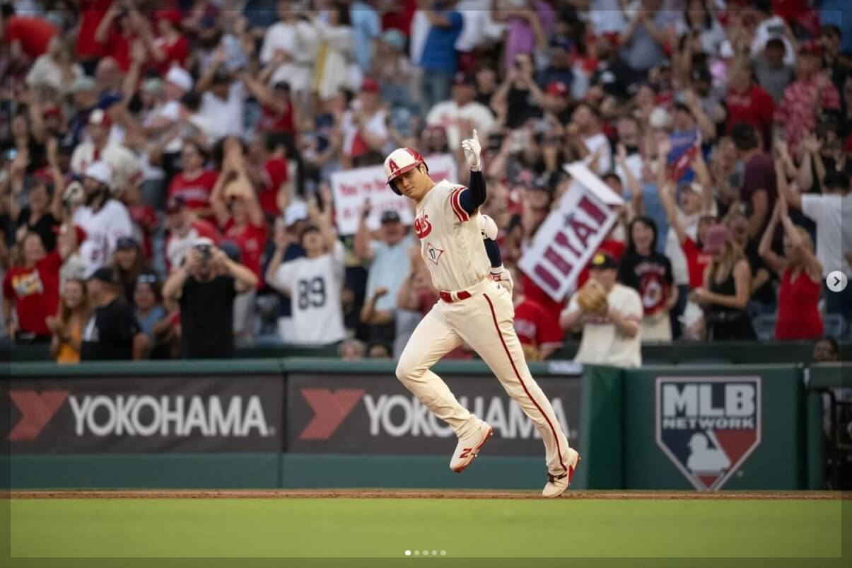 오타니 쇼헤이: 50홈런 50도루 달성&amp;#44; 하이라이트 영상 보기