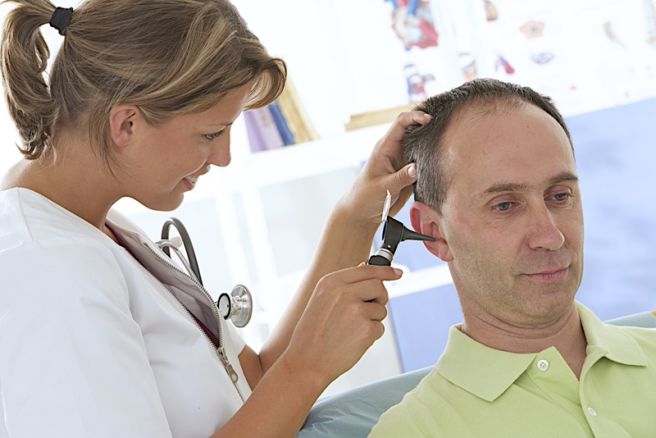 귀가 가려운 이유