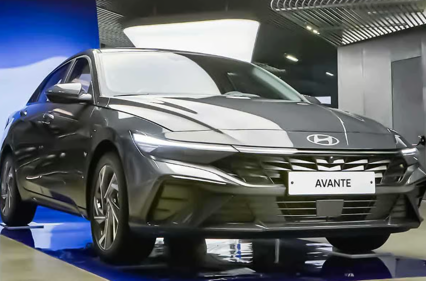 아반떼 전경