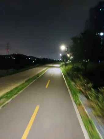 자전거 야간 라이딩 라이트 밝기 후미등 점멸 반사 소재 선택_4