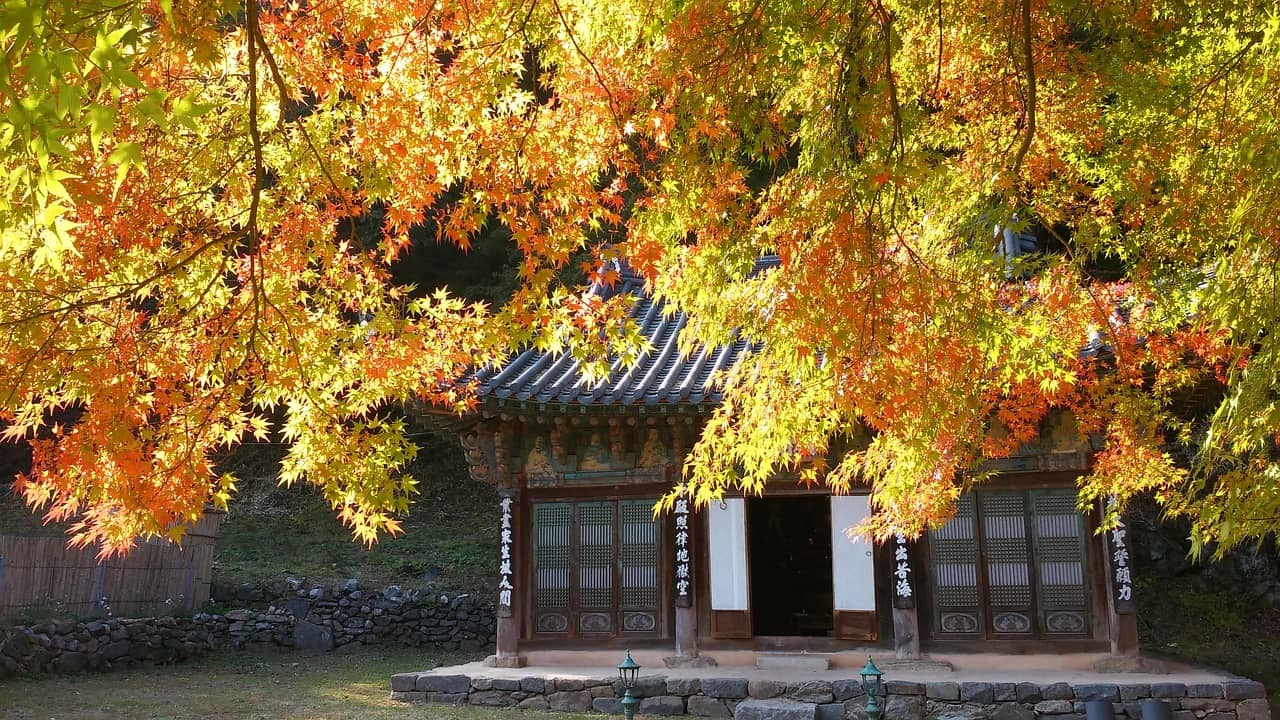 마곡사 명부전