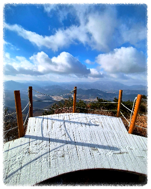 문유산