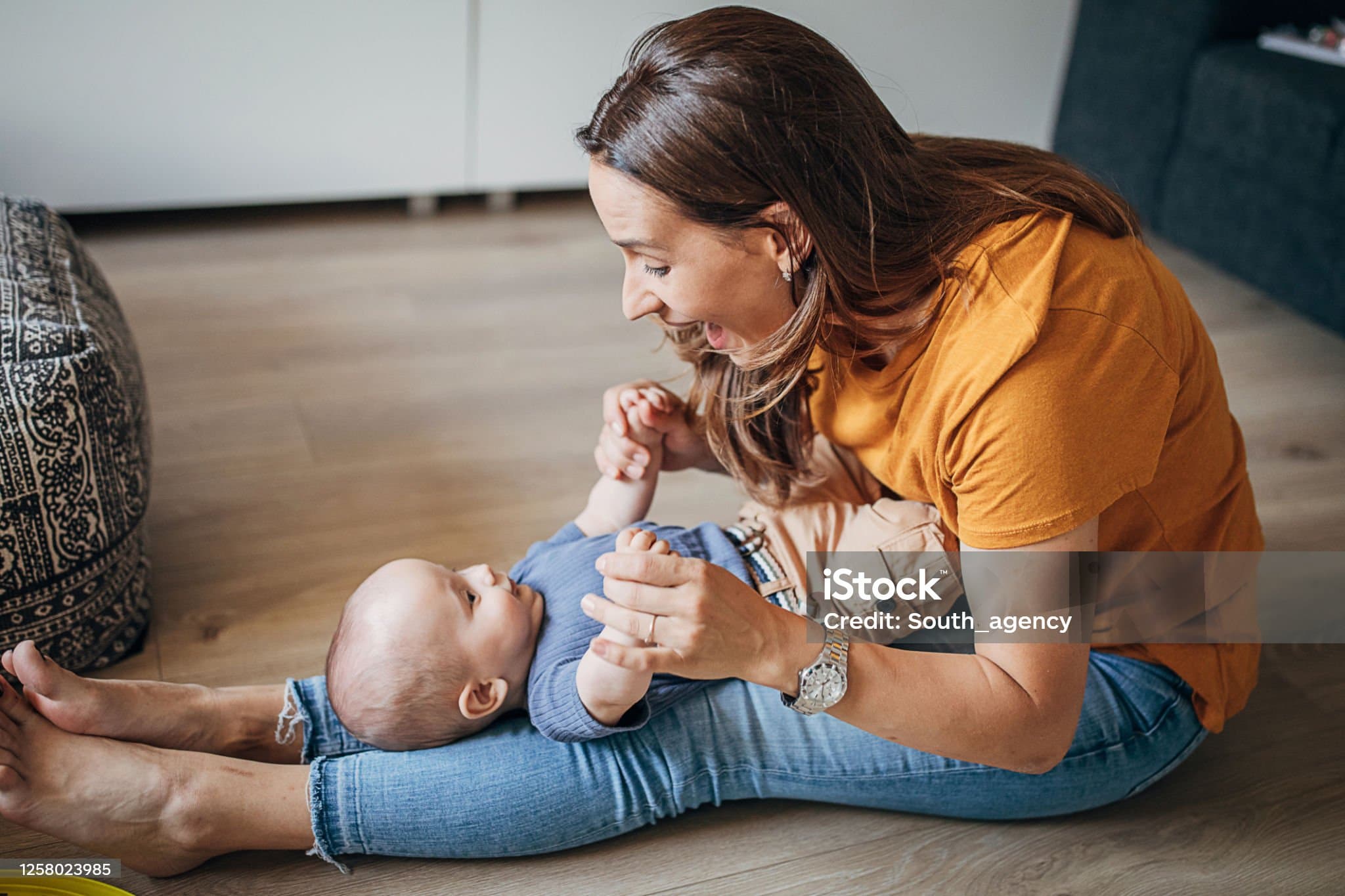 아기의 ‘간질간질’ 반응, 촉각 놀이가 감정 조절에 미치는 영향
