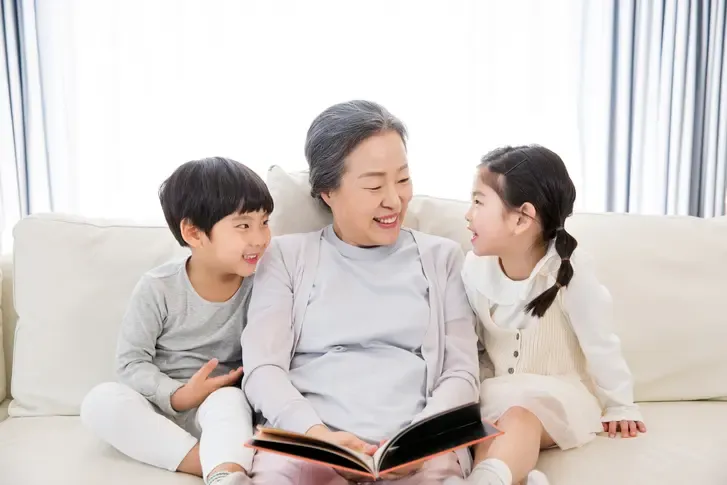 손주 사진 집안 실내 빛 방향 셔터속도 흔들림 방지_3