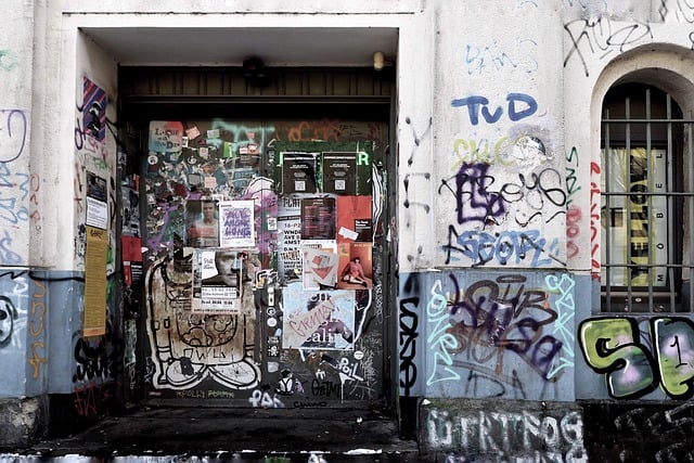 작품이 말하는 시대 관련 이미지