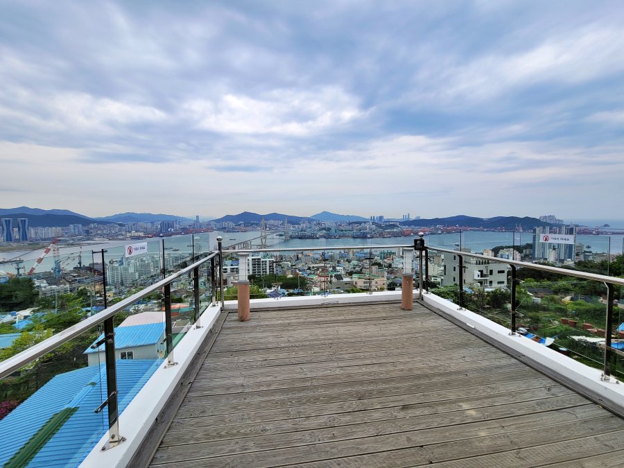 해돋이 마을 풍경