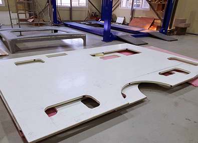 생방송오늘저녁 수술만 11번? 아픈 아내의 발이 되어준 좌식 거실 주문형 캠핑카 업체