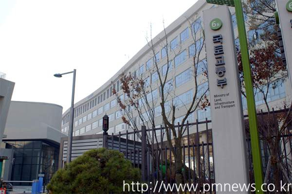 국토부 가이드라인 개정: 스마트 안전장비 건설 현장 도입 비용 처리 및 3대 분류 체계 완벽 정리 2026