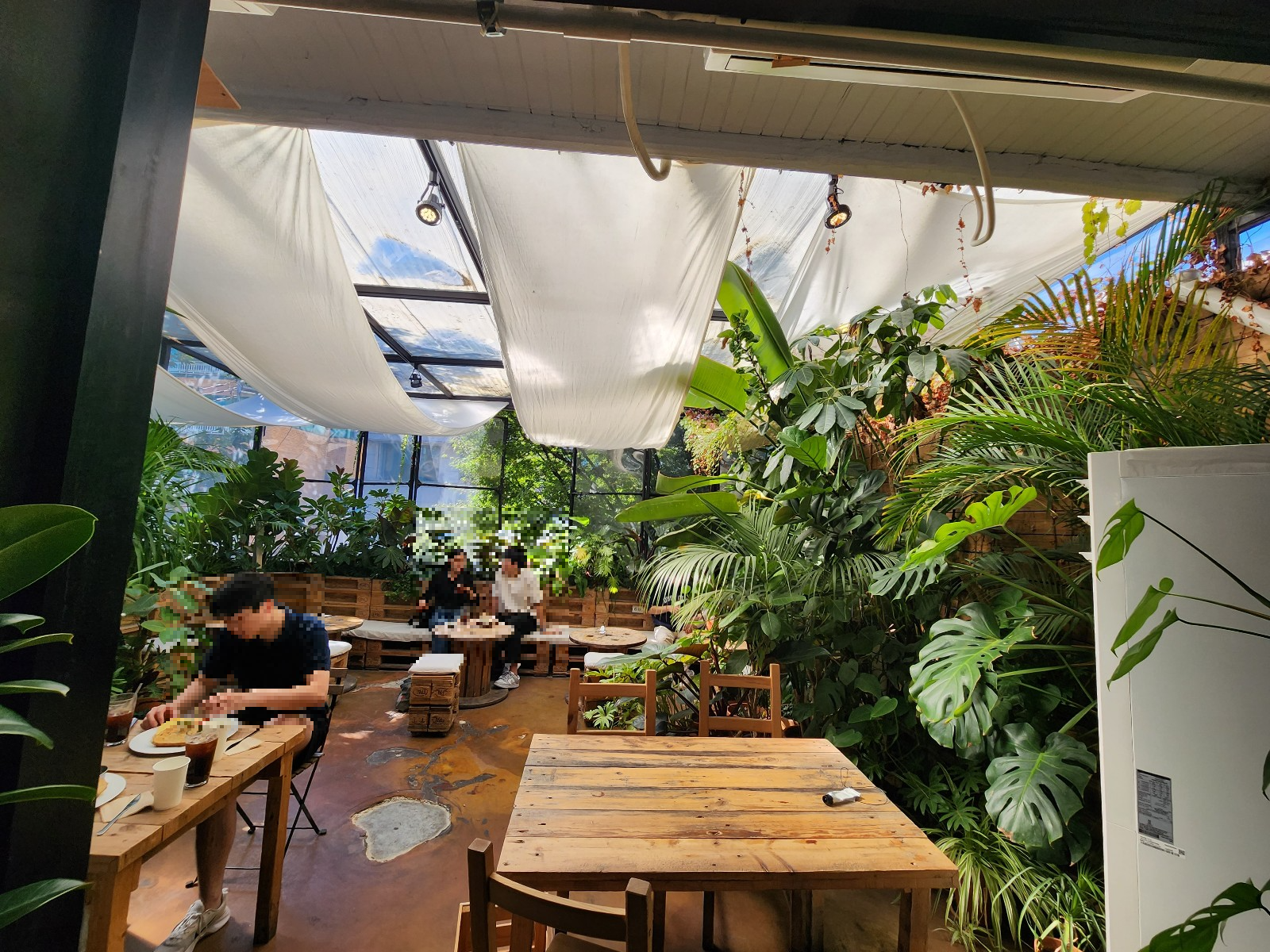 어반플랜트 2층