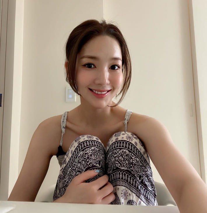 배우 박민영 사복
