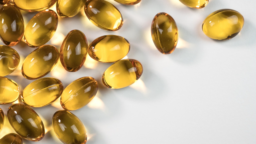 영양제 언제 먹어야 할까? 효과를 2배 높이는 올바른 복용 시간과 찰떡궁합 조합 가이드