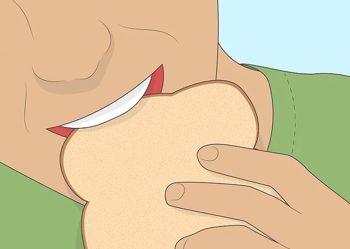 담백한 탄수화물 식품을 조금씩 먹는다