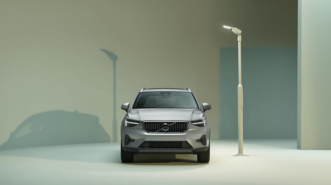 2023-볼보-XC40