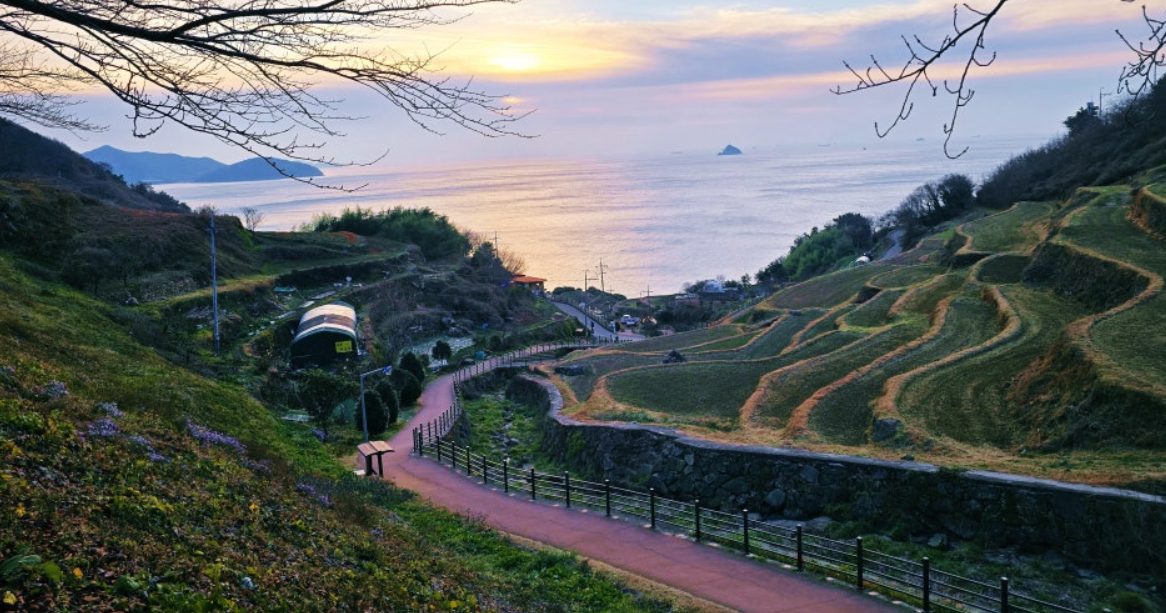 남해의 다랭이마을