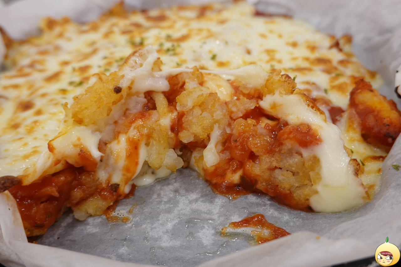 치즈팬피자 단면