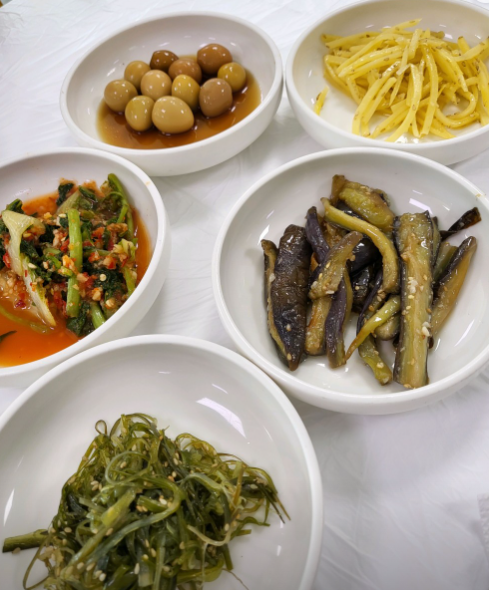 엄마가 산채원 식당 대표 메뉴