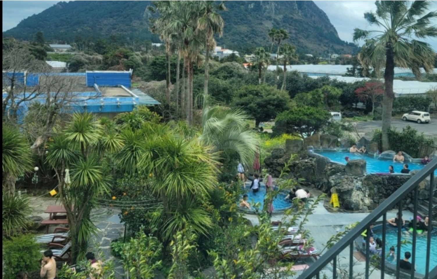 산방산 탄산온천 야외노천탕 이미지