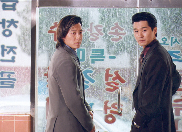 청춘의 오답노트, 의리의 재발견, 웃음 뒤에 숨은 성장통 &lsquo;신라의 달밤&rsquo;