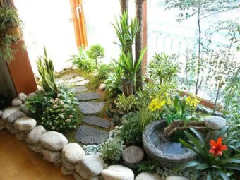 실내정원 꾸미기 화분선택 배치요령 물주기 통풍 어르신도 쉬운 동선_47