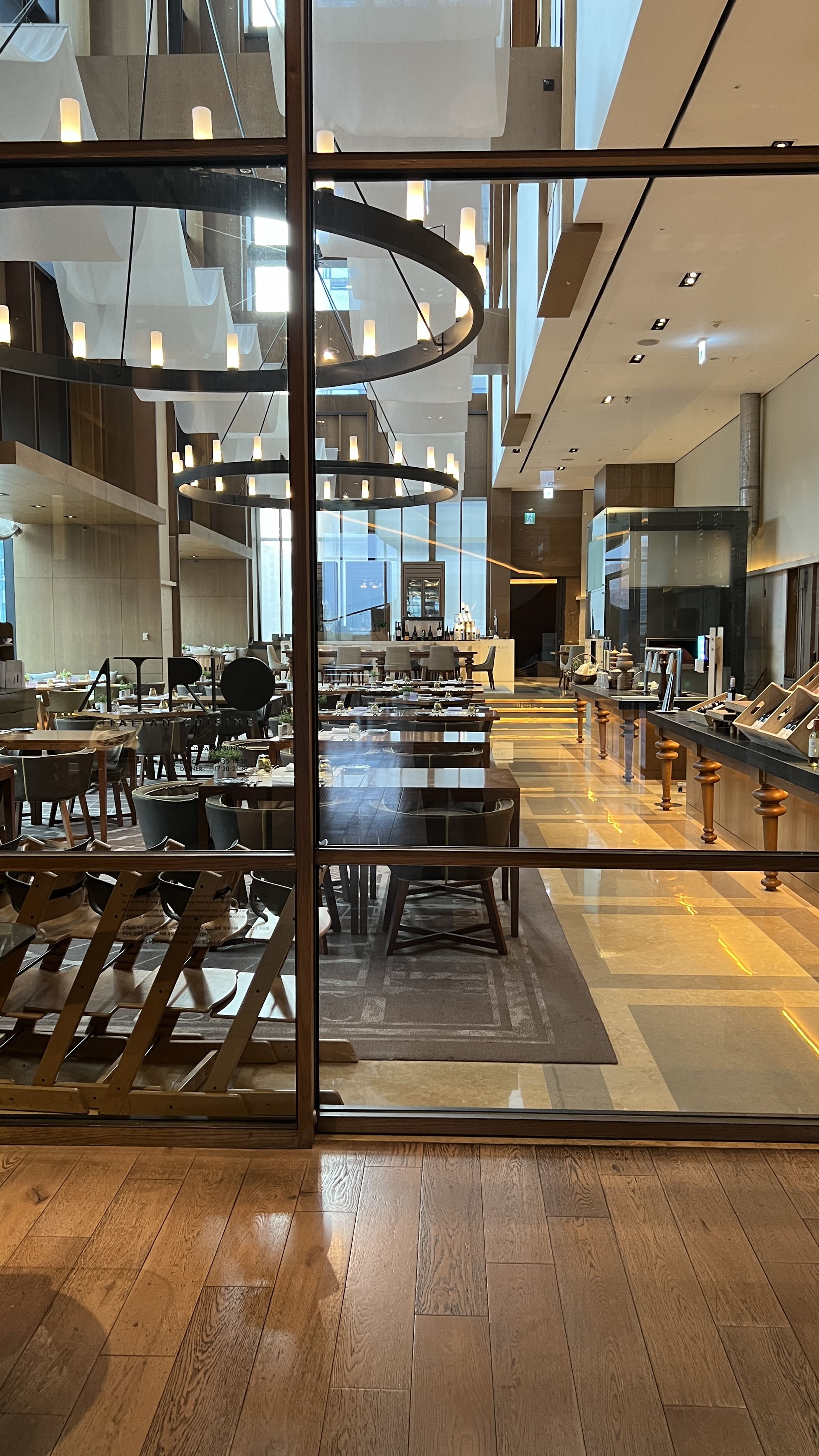 콘래드서울호텔-zest-조식