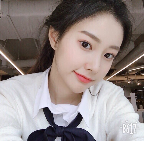 아이즈원 강혜원 과거 셀카 사진