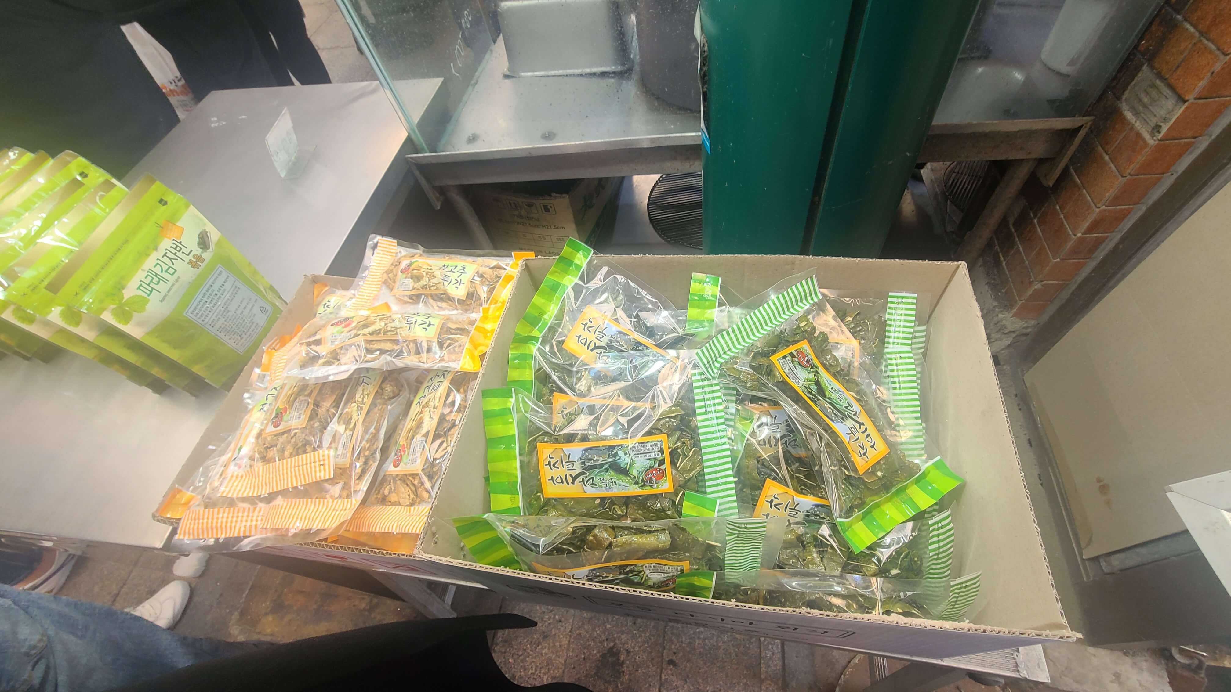 신포참숯김-메뉴들