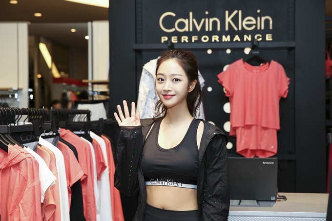 CK 모델 조보아 CK 모델 조보아