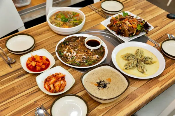 생생정보 대결 맛 대 맛 육개장 즉석 만두전골 vs 활낙지 해물 칼국수 