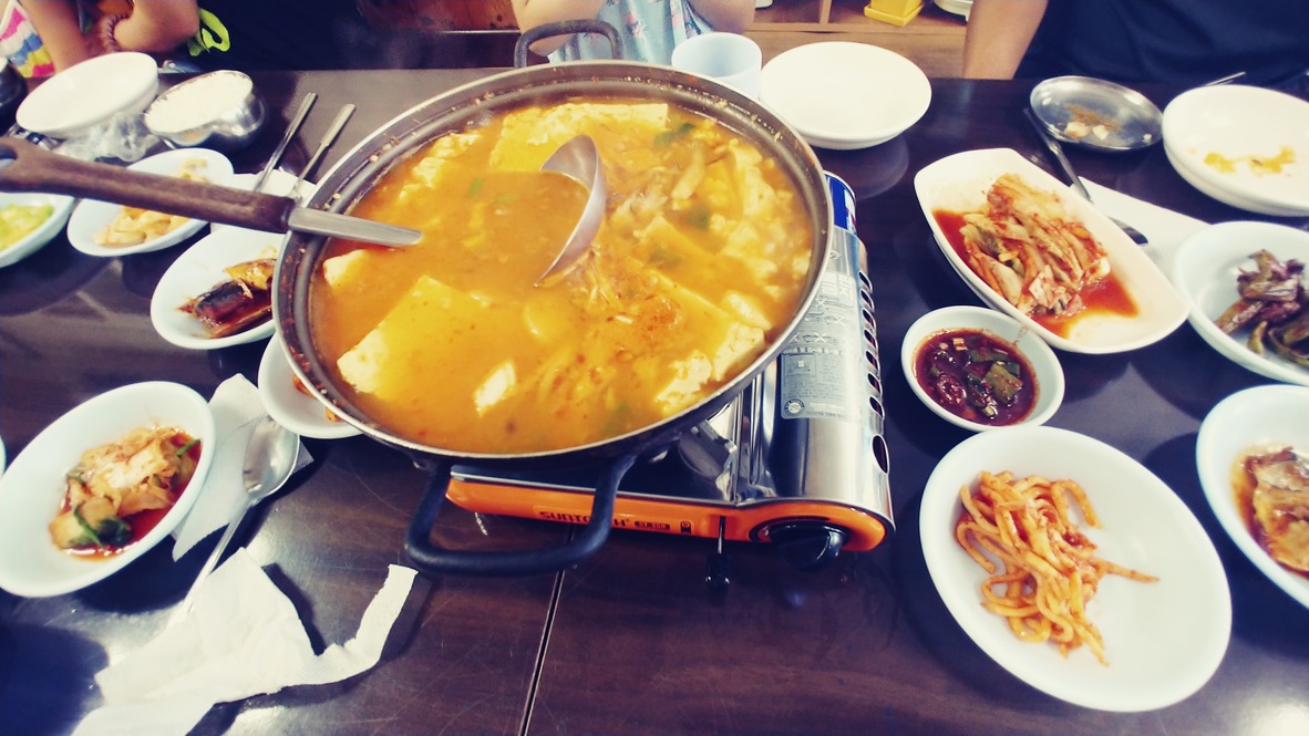 홍천 내고향 손두부의 두부찌개