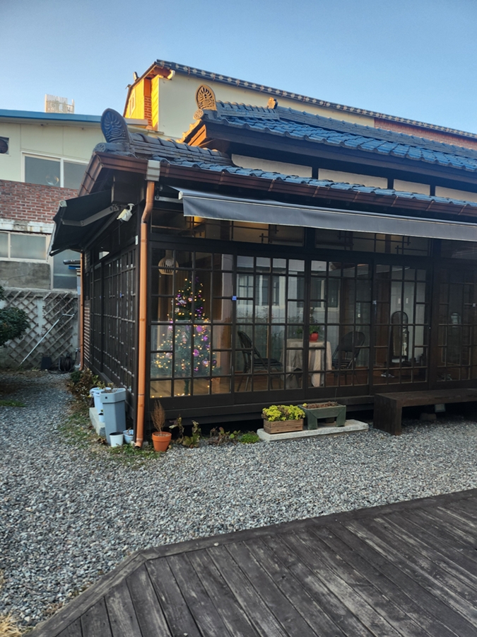 군산 다호 게스트하우스의 낮의 모습