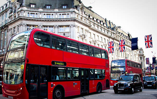 옥스퍼드 스트리트 (Oxford Street)