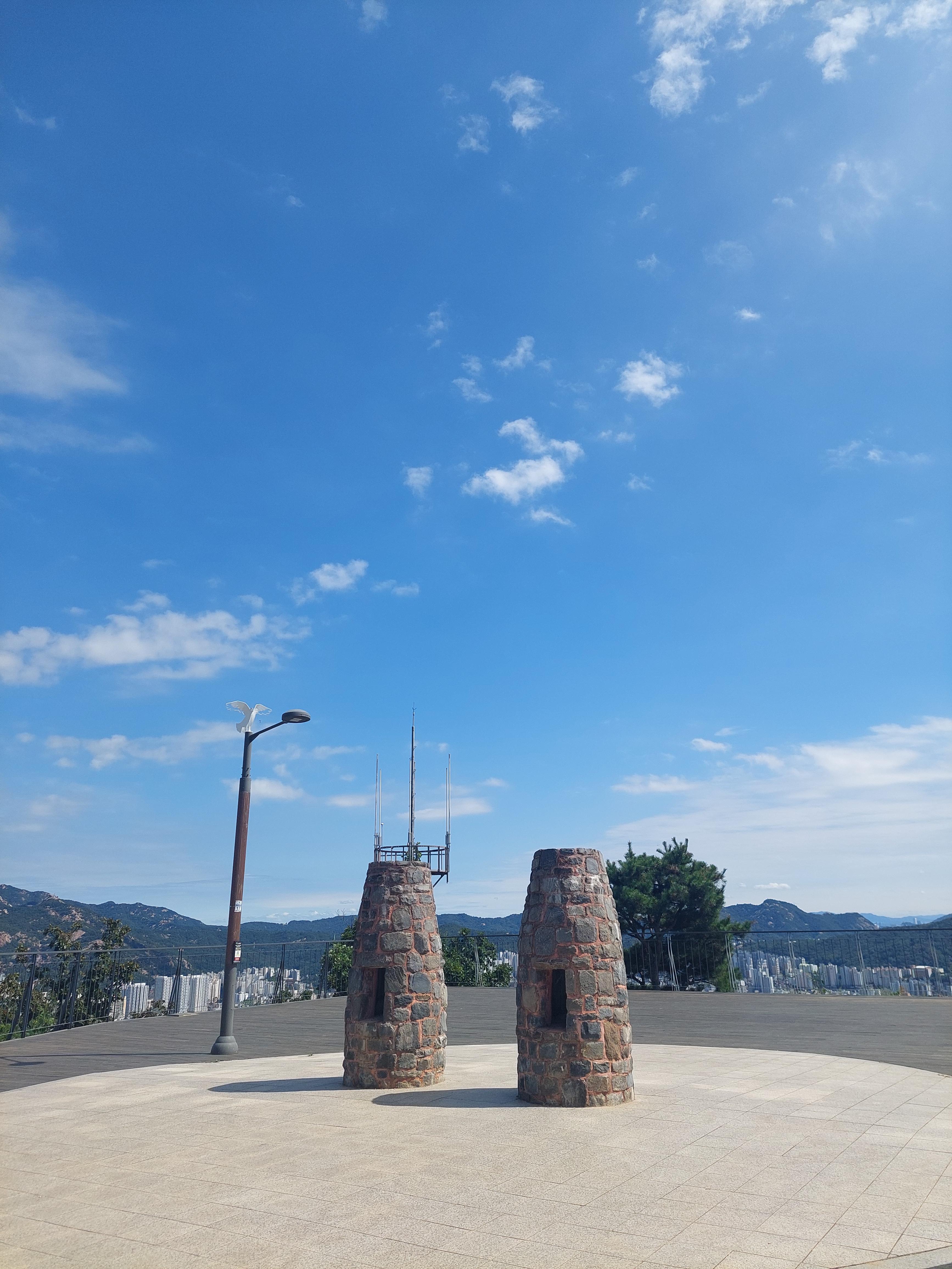 봉산앵봉산
