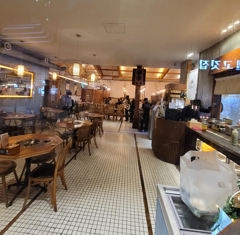 신림춘천집 구로디지털 직영점 내부