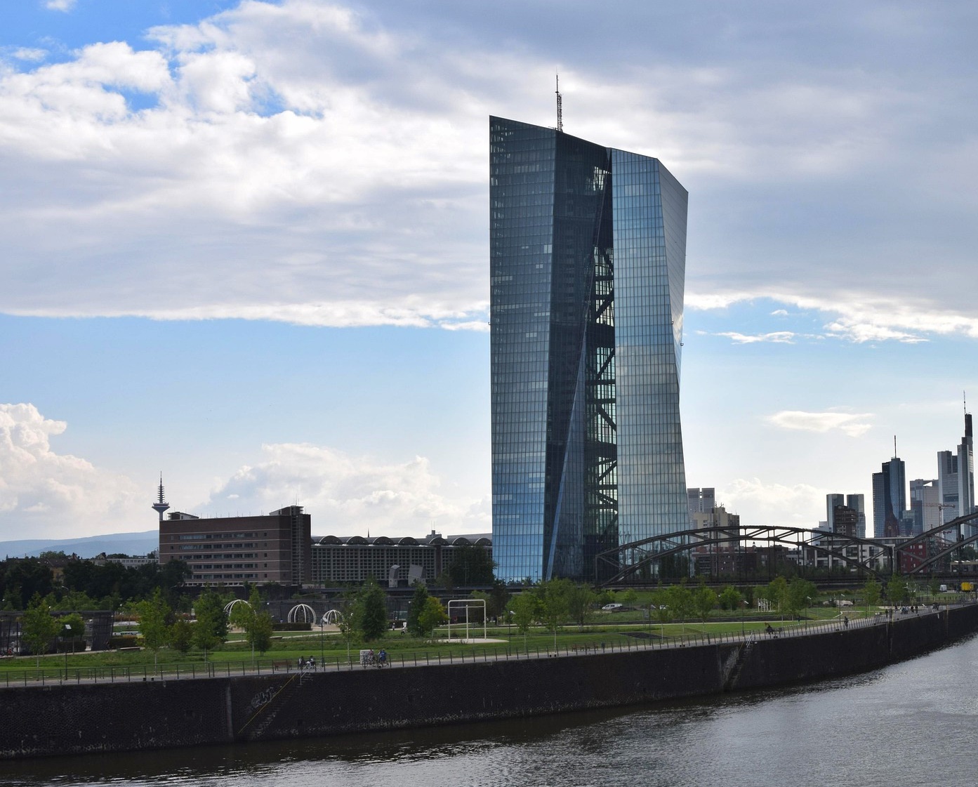 서울특별시 집값 반등 조짐, 강남·비강남 온도차 분석