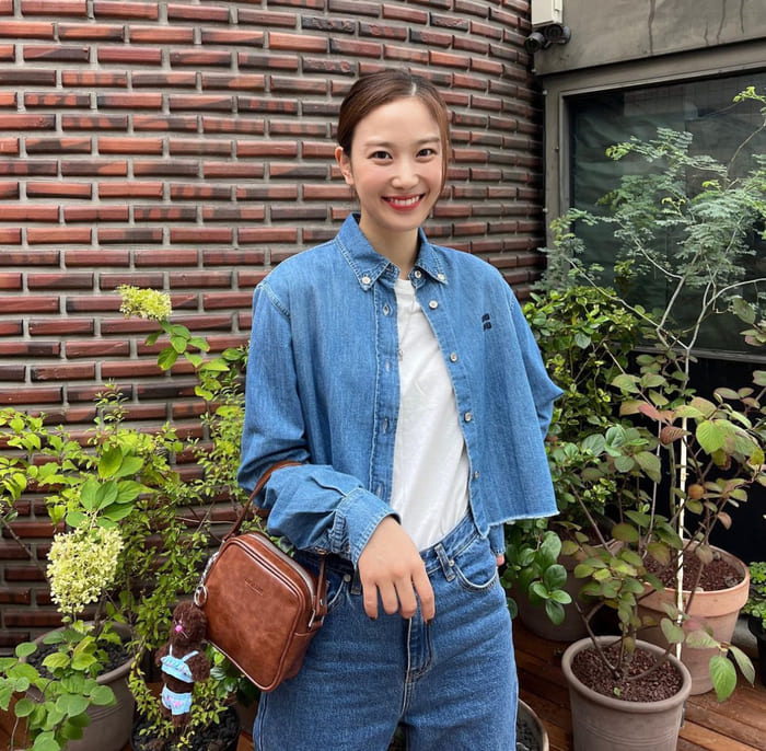 장희령 사복