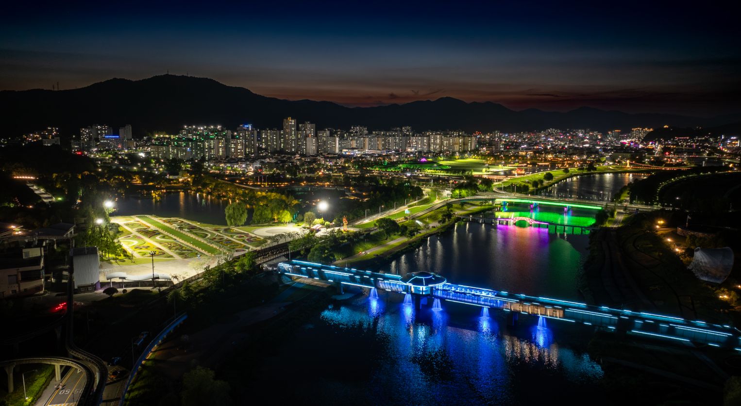 스페이스브릿지 야경