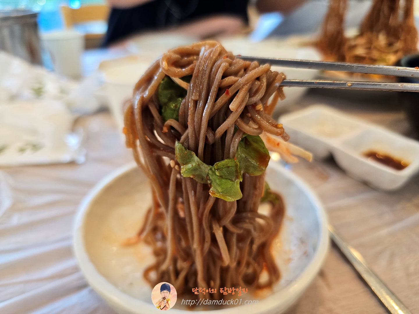 쟁반 막국수