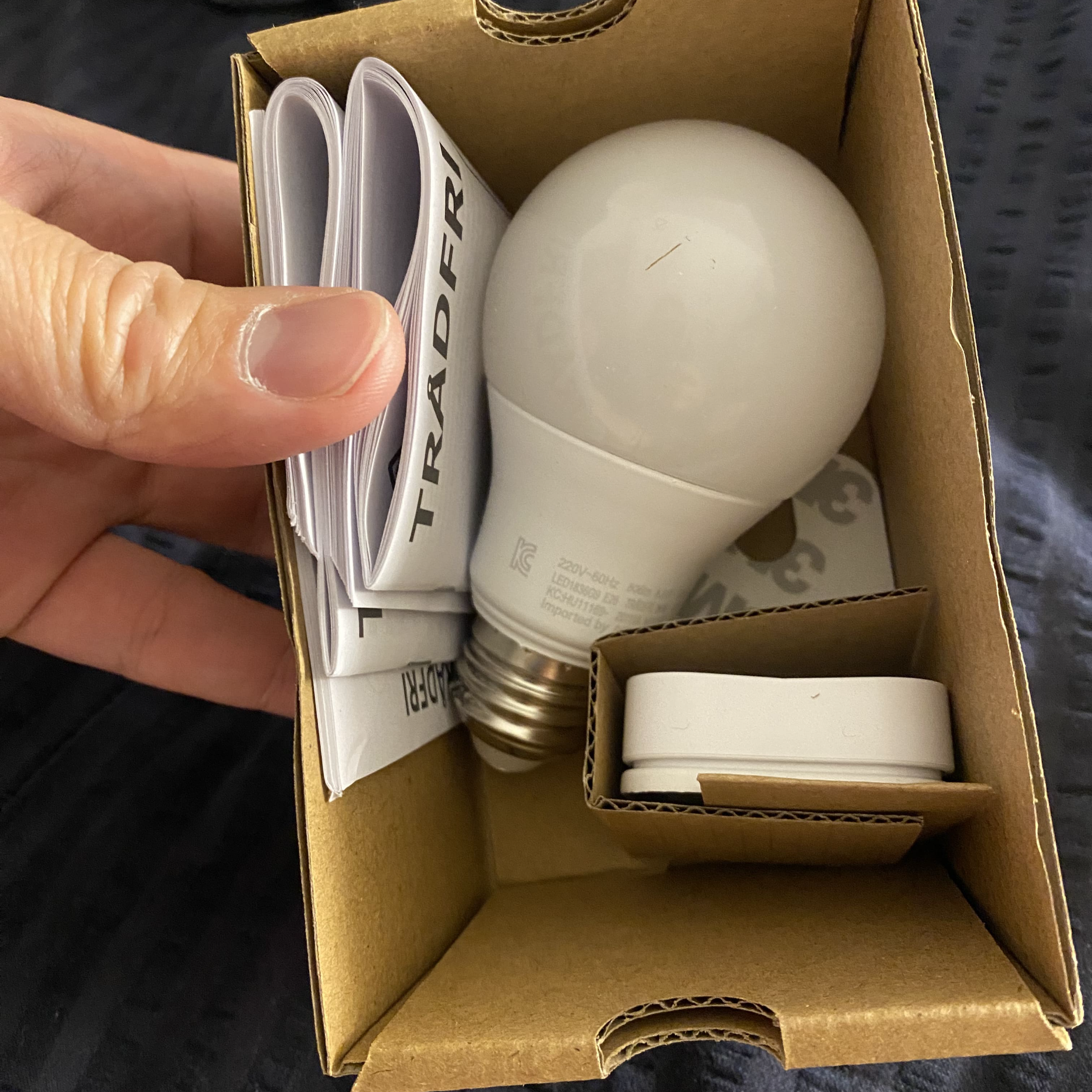 TRADFRI 트로드프리 밝기조절 전구