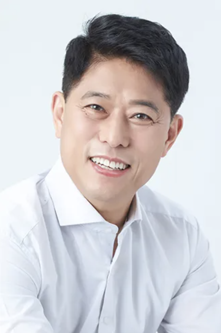 정치인 손명영