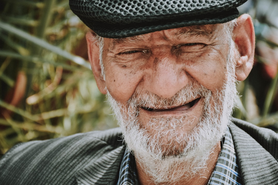 '할아버지' (grandfather)