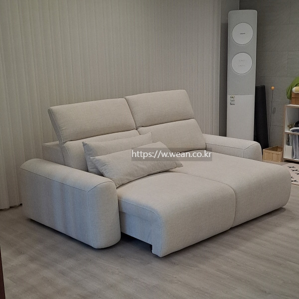 소파가 놓여있어요.